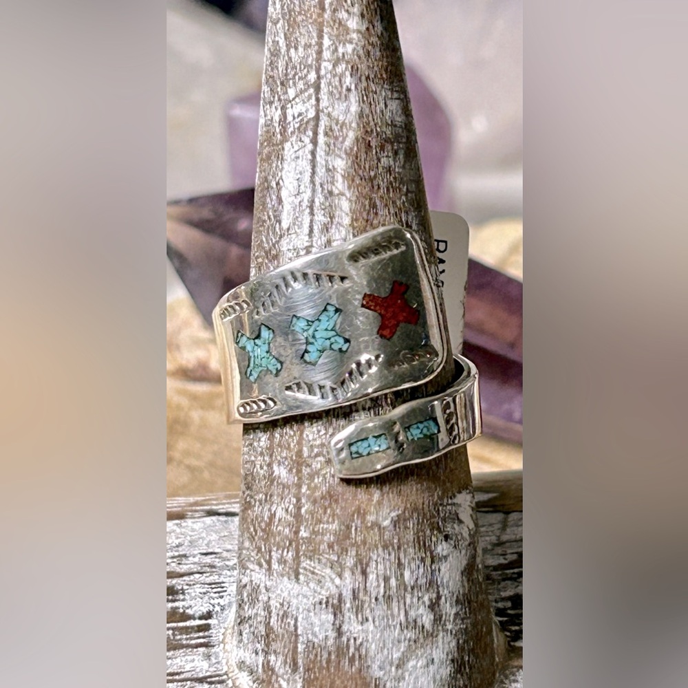NWT Navajo Handmade Raymond Begay Turquoise and coral SS Bypass Ring